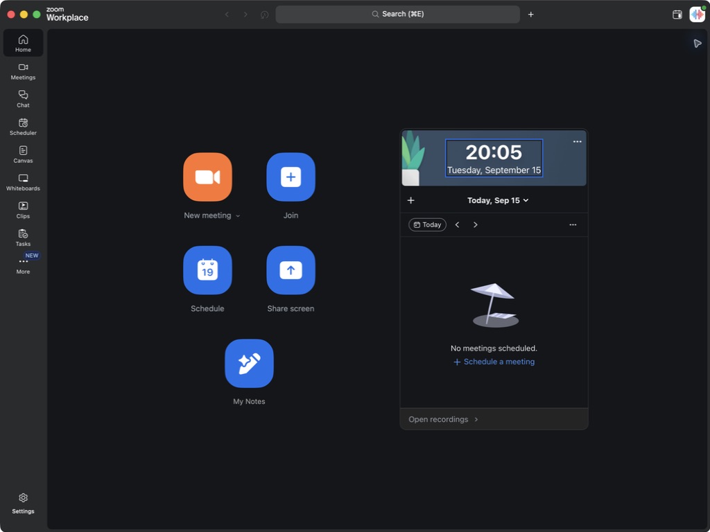 Zoom Workplaceのホーム画面。左側にNew meeting、Join、Schedule、Share screenの各ボタンが並ぶ