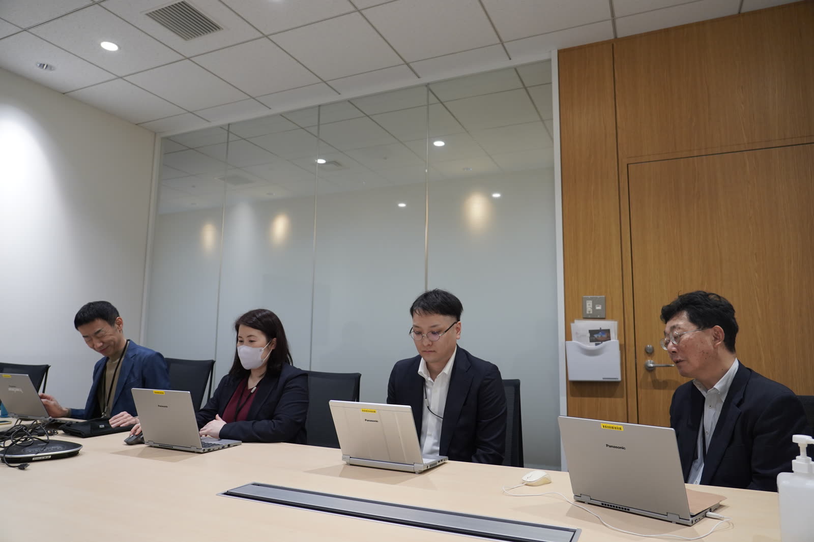 デンカ本社ミーティング風景